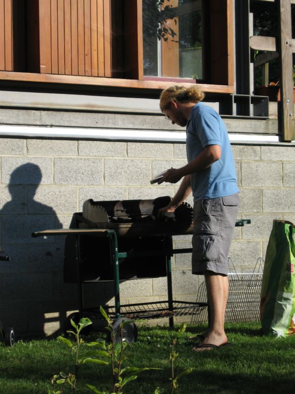 Cremaillere (13) Starting the grill